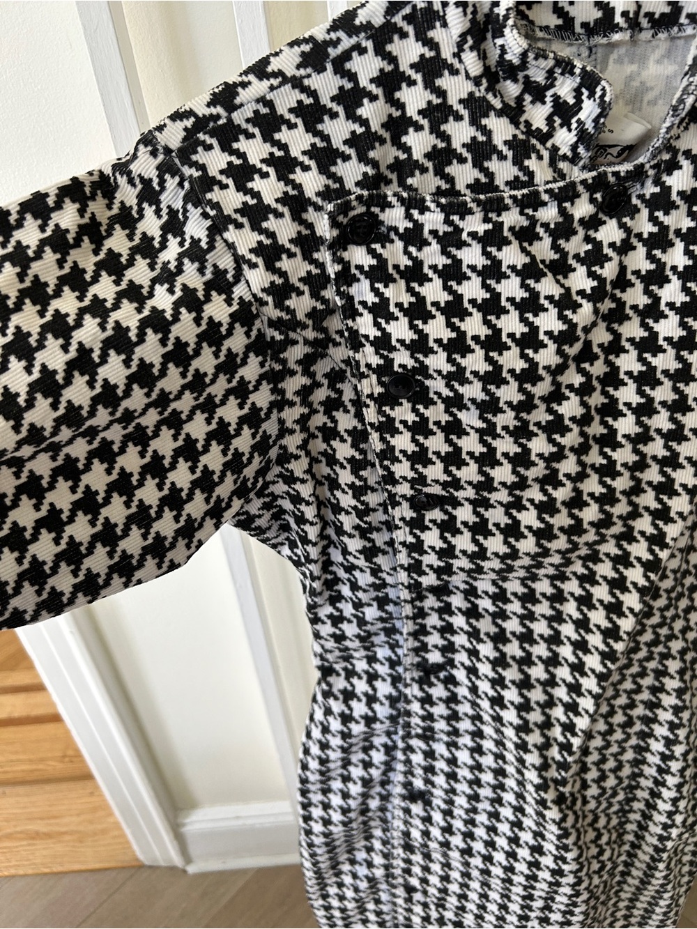 Iconic Vintage 1980’s Betsey Johnson Punk Grunge Black & White Houndstooth Dress - Picture 3 of 7